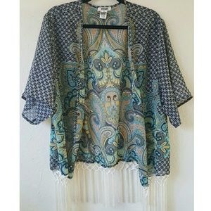 NWOT kimono with fringe