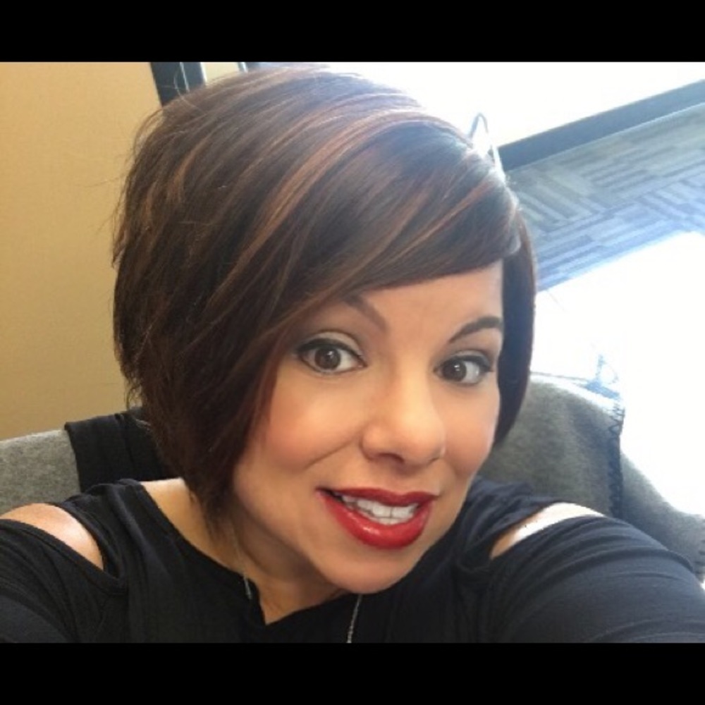 Meet your Posher, Deanna