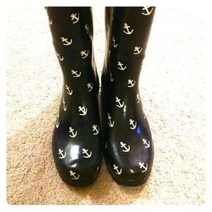 Rain boots