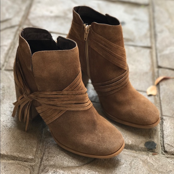 Cognac Western Criss Cross Fringe Tassel Booties - Picture 2 of 3