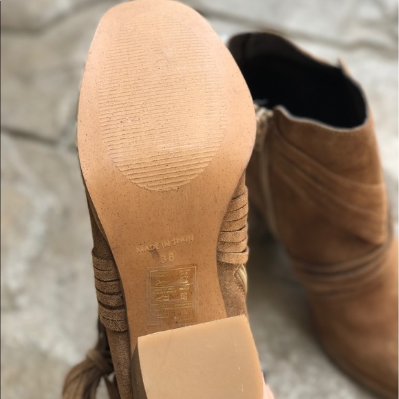 Cognac Western Criss Cross Fringe Tassel Booties - Picture 3 of 3