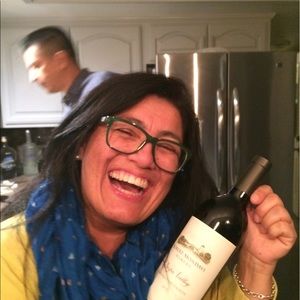 Meet your Posher, Yesenia