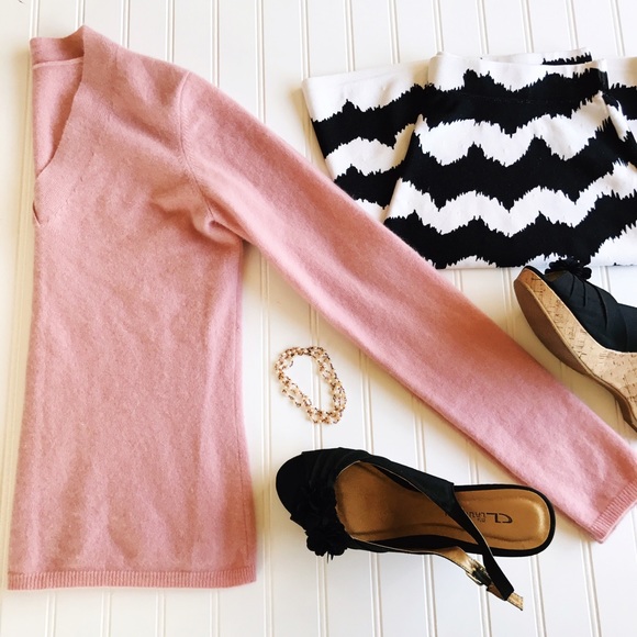 Sweaters - Pink Feels Like Cashmere V-Neck Sweater