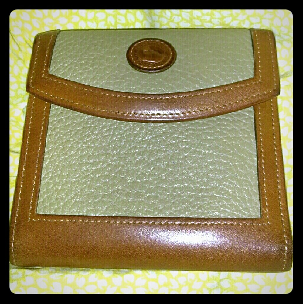 💞Dooney & Bourke wallet