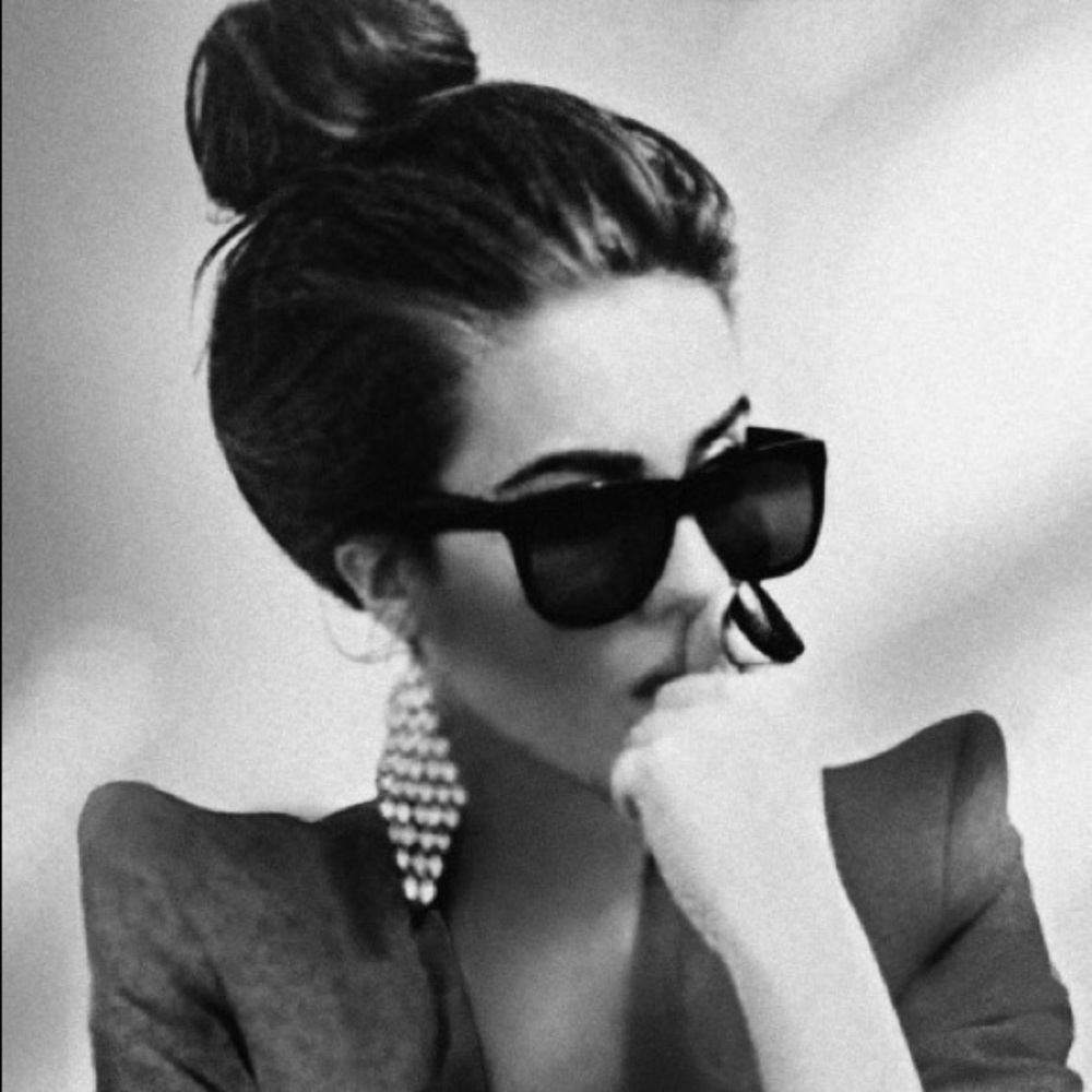 Meet your Posher, Blonda