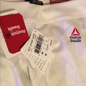 Reebok Crossfit reversible Chase Capri NWT
