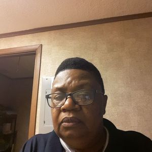 Meet your Posher, Lena