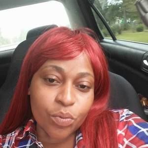 Meet your Posher, Yonna