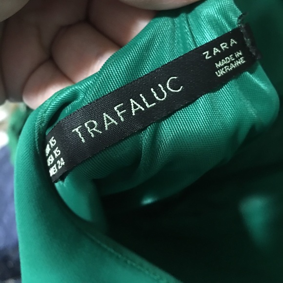 Zara Open back Green dress - Picture 3 of 3