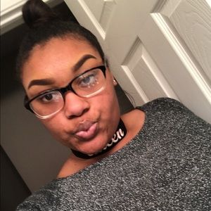 Meet your Posher, Asha