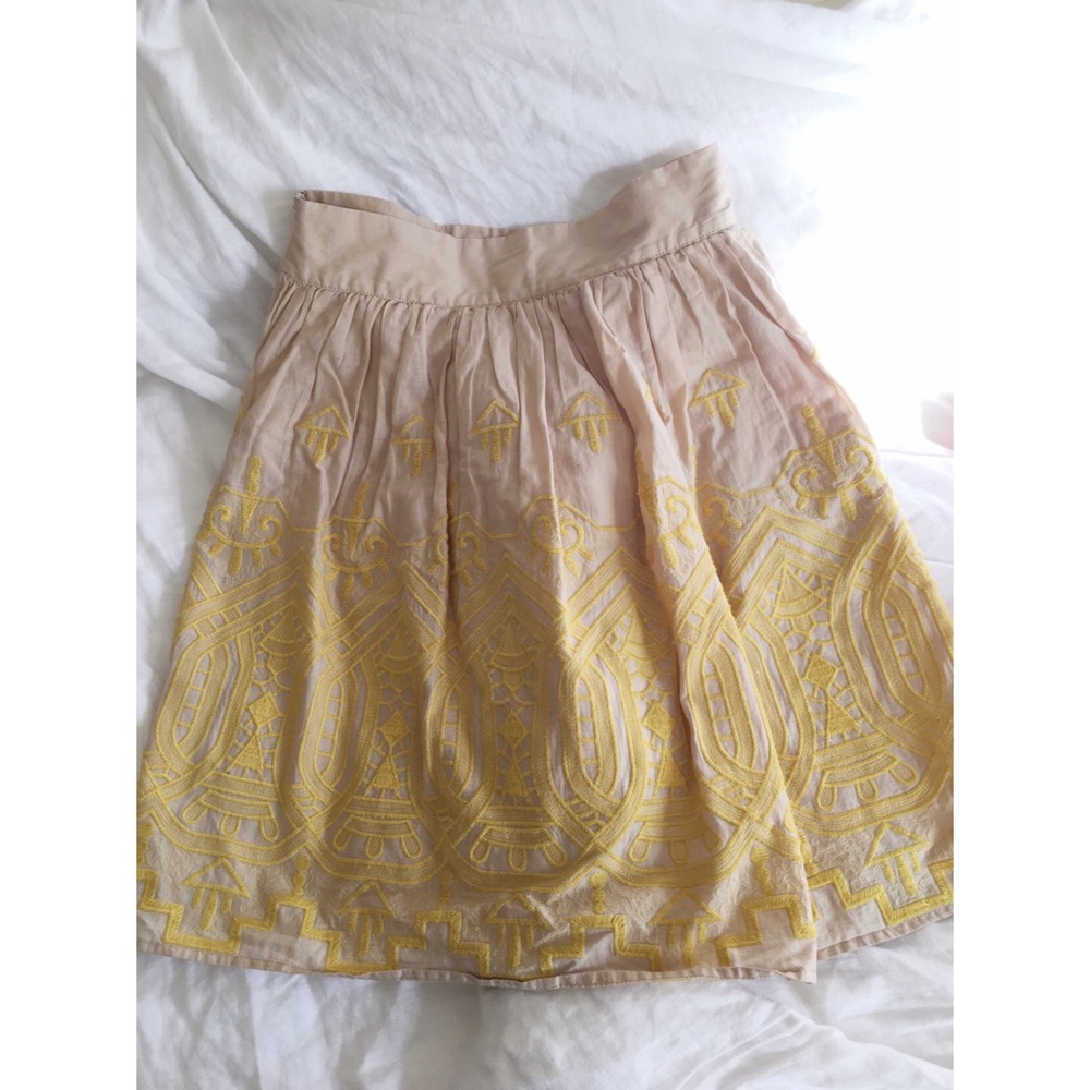 Anthropologie embroidered skirt 🌟