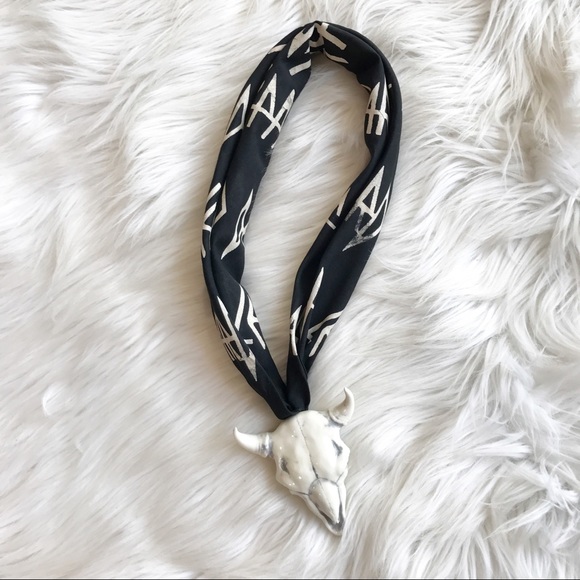 Jewelry - Def Leppard Porcelain Skull Necklace