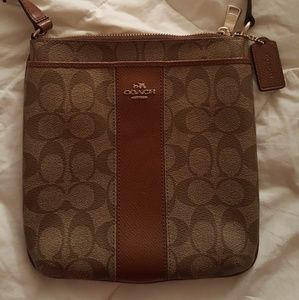 North/South Crossbody Signature COACH Bag