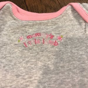 🔥Mommy's Little Lamb Newborn Onesie🔥