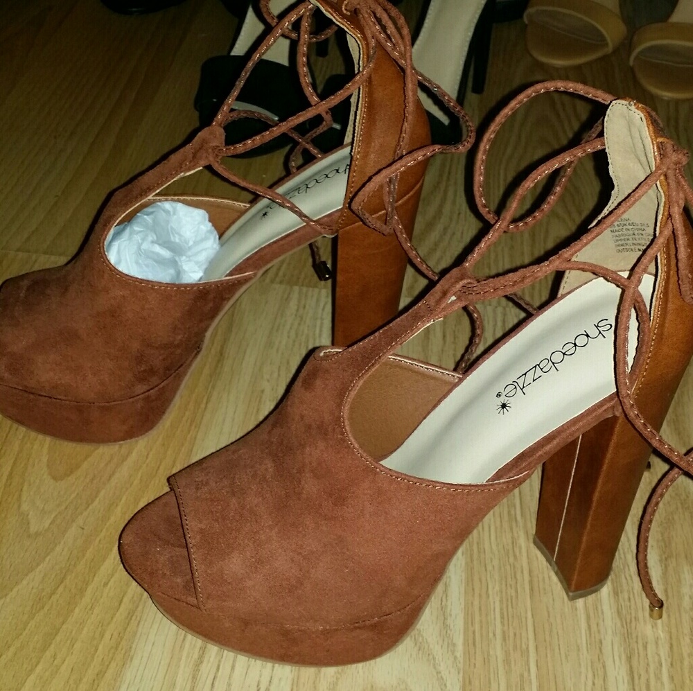 Shoedazzle Chestnut Brown Lace up Heels
