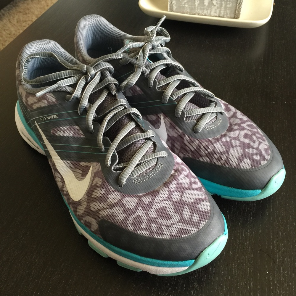 Nike Women's flywire trainers 7.5