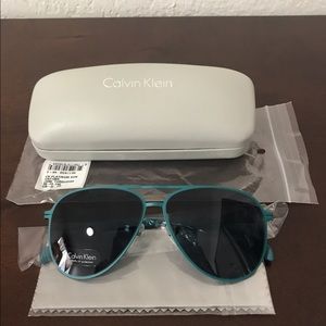 Calvin Klein woman sunglasses