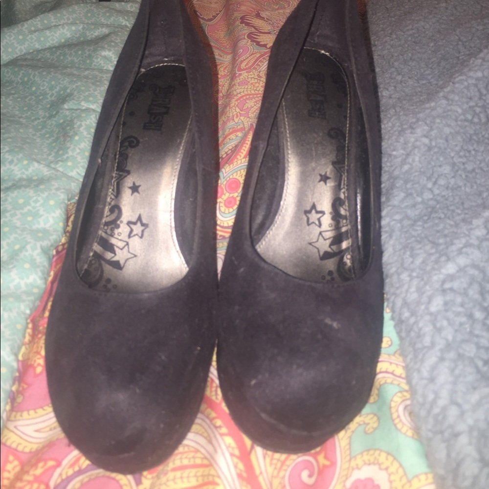 Shoes