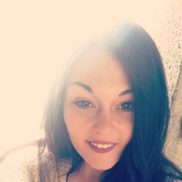 Meet your Posher, Leigha - Picture 1 of 1