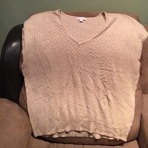 Sleevless NY & Co sweater vest