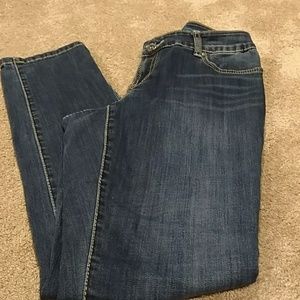 🎉Reduced! INC Skinny leg curvy fit jeans.