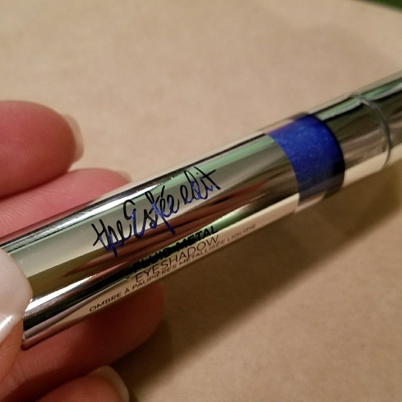 Estee Lauder The Estee Edit Fluid Metal Eyeshadow - Picture 3 of 3