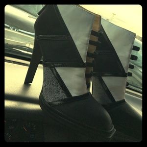 ‼️NWOT-Gwen Stefani Masako Heels‼️