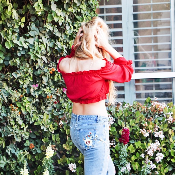 NEW! 🌟 this is what makes us girls ⭐️ crop - Picture 3 of 4