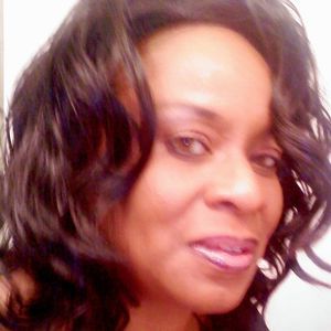 Meet your Posher, Deidra