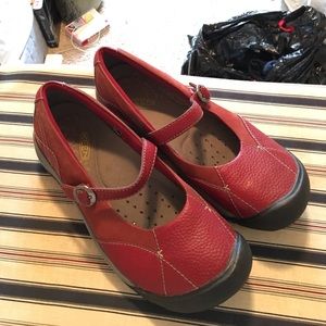 Keens Maryjane Clogs