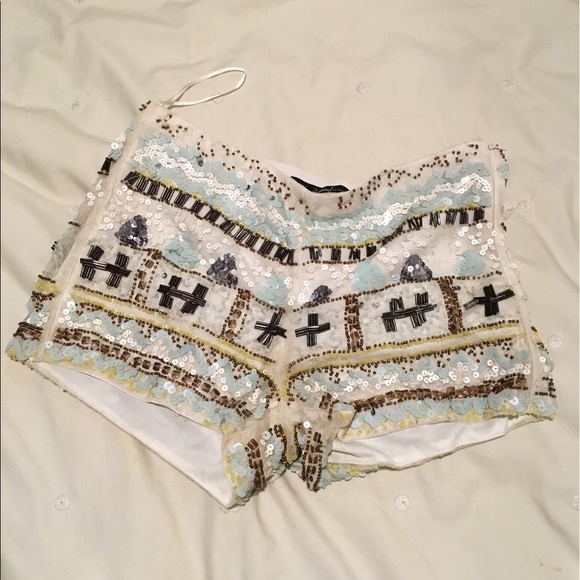Zara Pants - Beaded Zara shorts