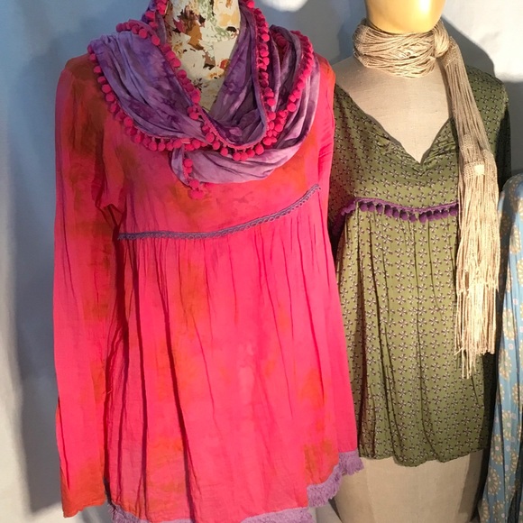 Peasant blouse/boho top/music fest must-have - Picture 3 of 6