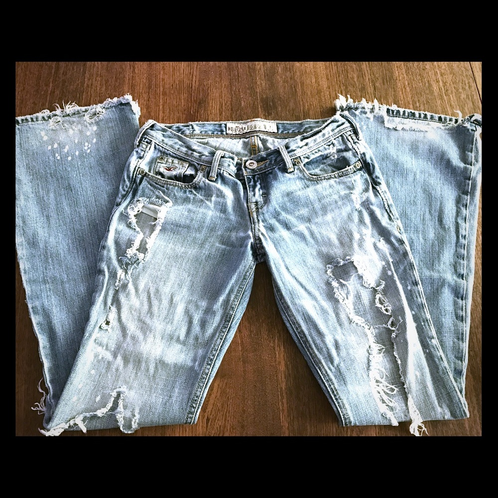 Hollister Size 1 Super destroyed jeans