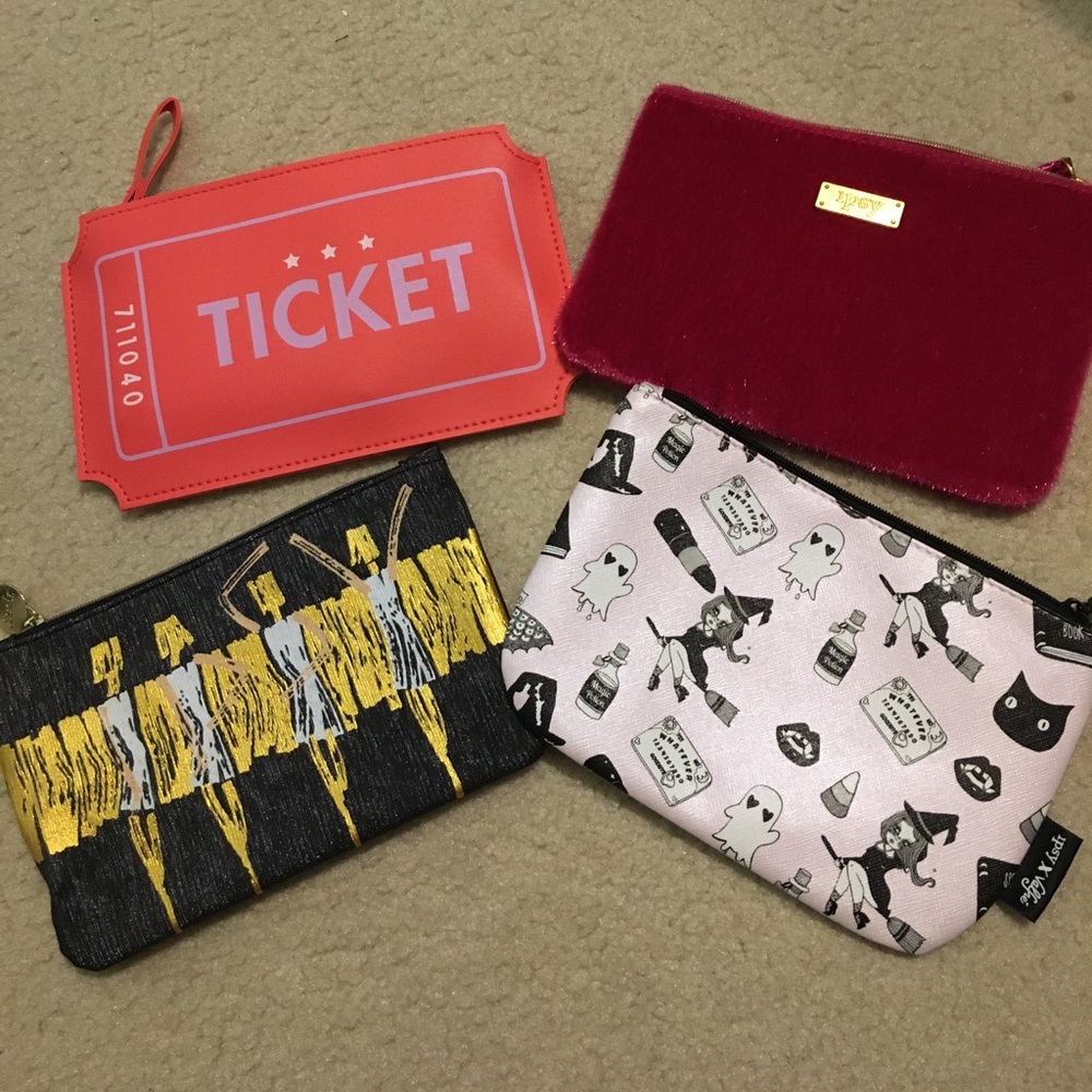 Ipsy make up bags