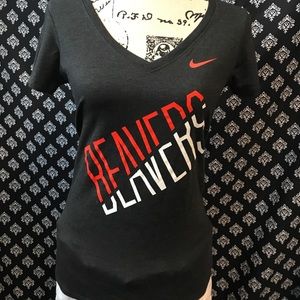Women's Nike Oregon State beavers V-neck T-shirt