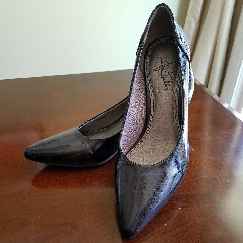Lifestride Black Pumps, Size 8
