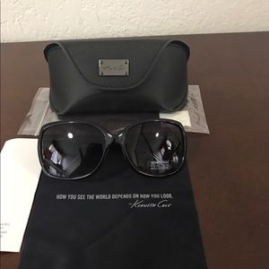 Kenneth Cole woman sunglasses new never used