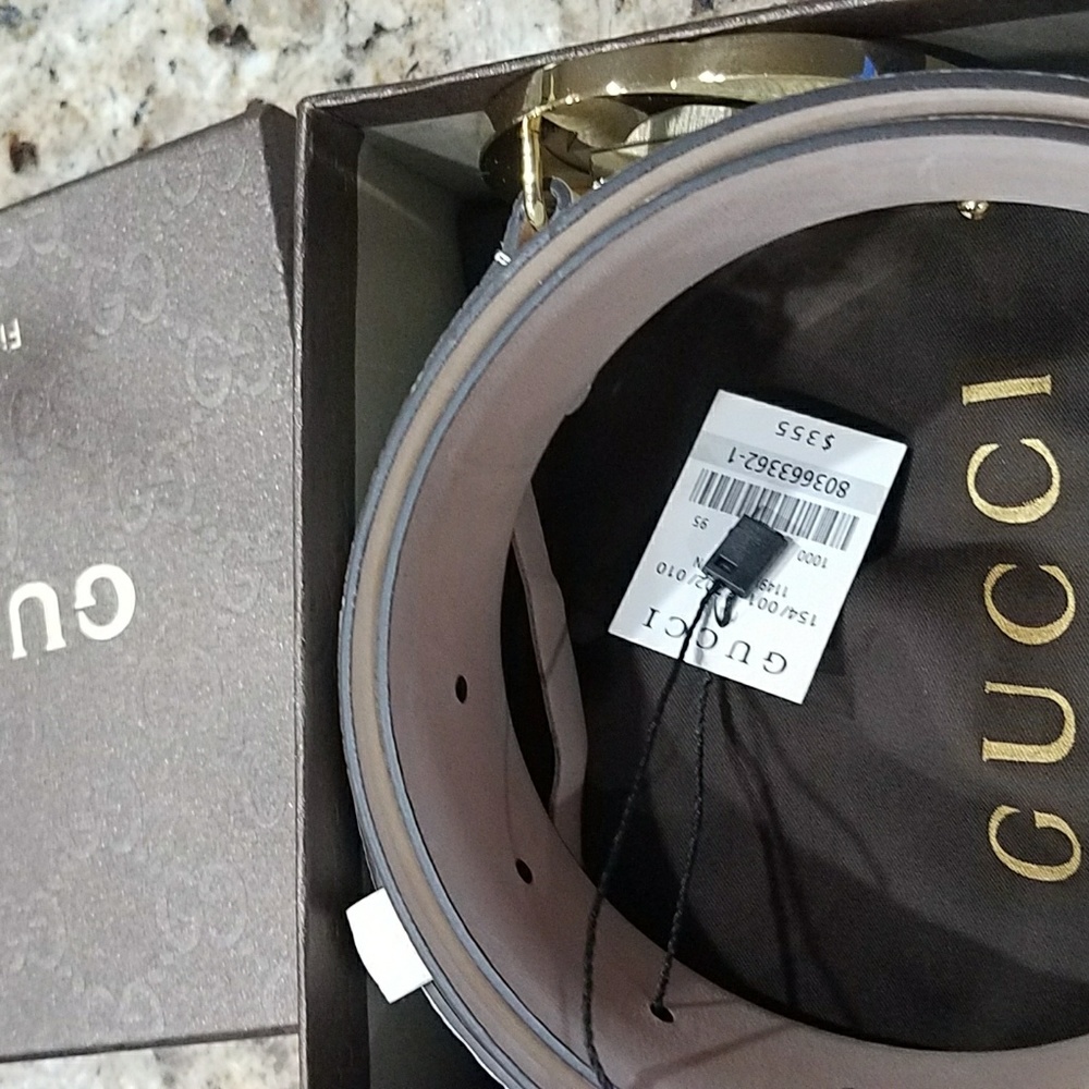 🚫 SOLD🚫New authentic gucci white Belt for men.