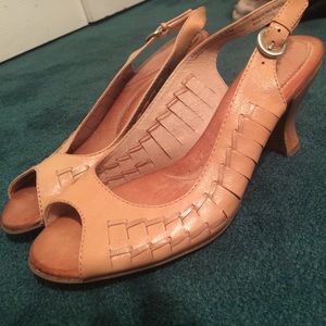 New! Naya Open toe Heels