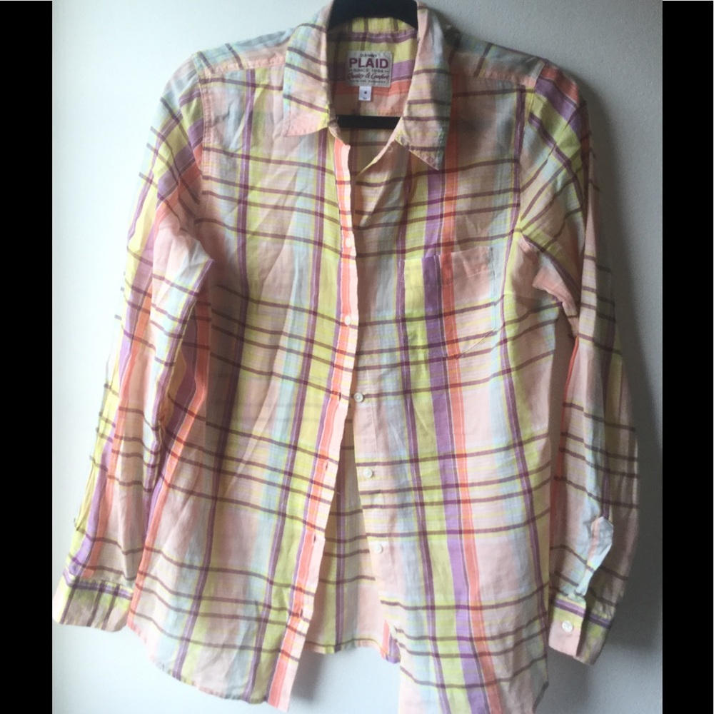 Lightweight shirt. Perfect for spring - M