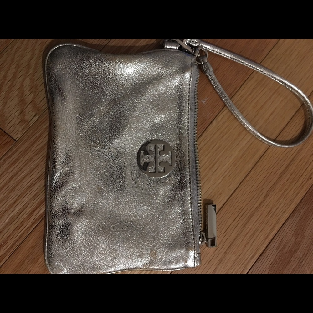 Authentic Tory Burch wristlet