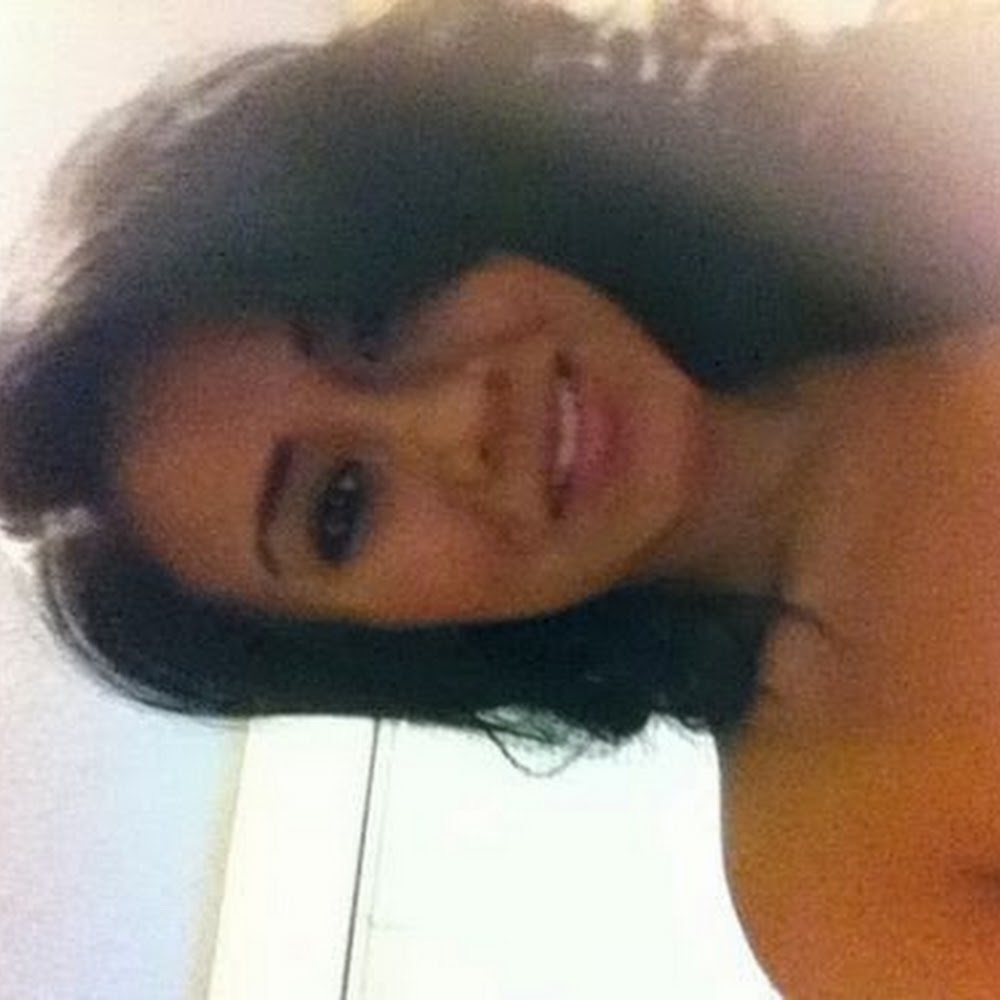 Meet your Posher, Lily