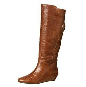 MAKE OFFERS! Steve Madden IDEN boots 8 Intyce