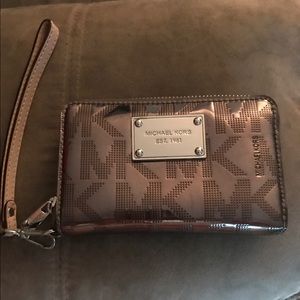 Michael Kors Wristlet/Wallet