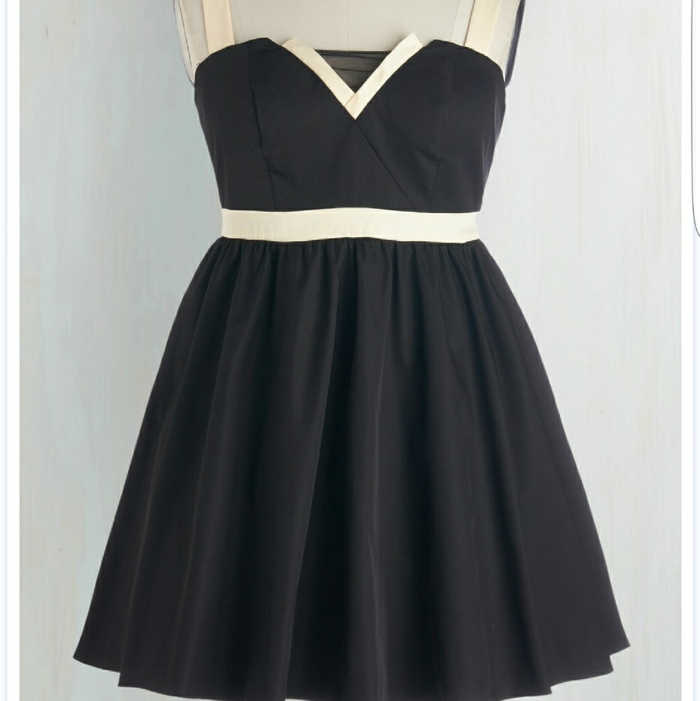 🚫SOLD🚫 EUC Modcloth Trim & Proper dress, size 20