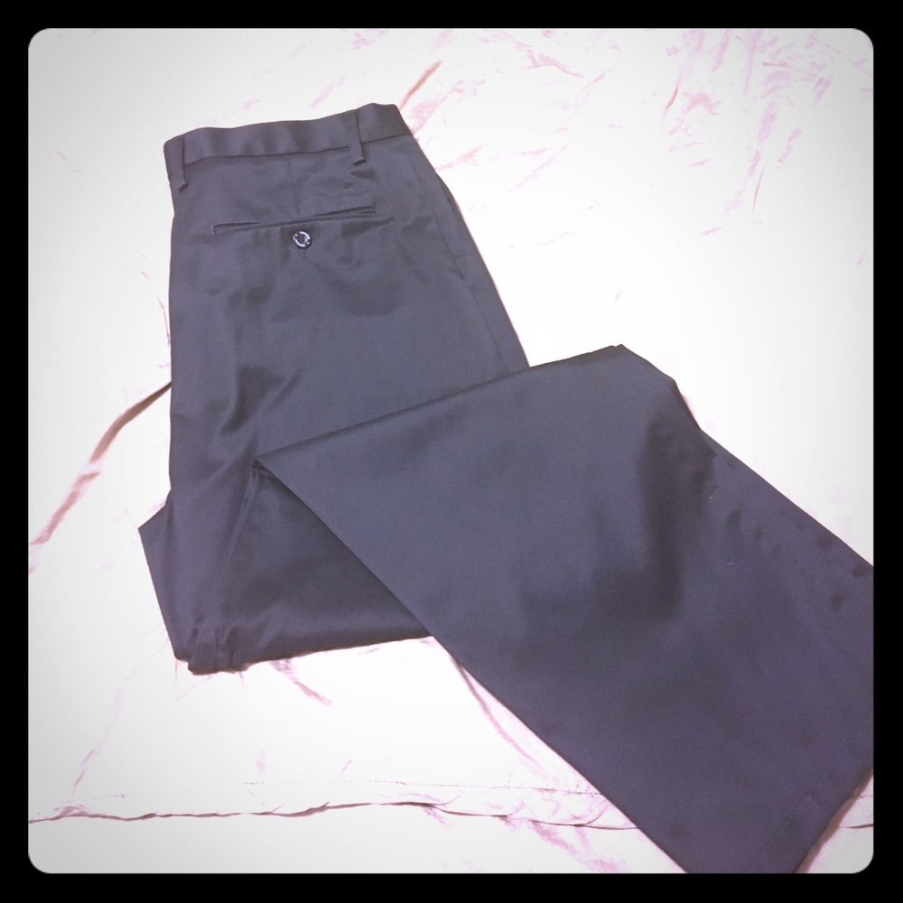 Black dockers pants