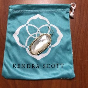 Single Kendra Scott Pearl Danielle Earring