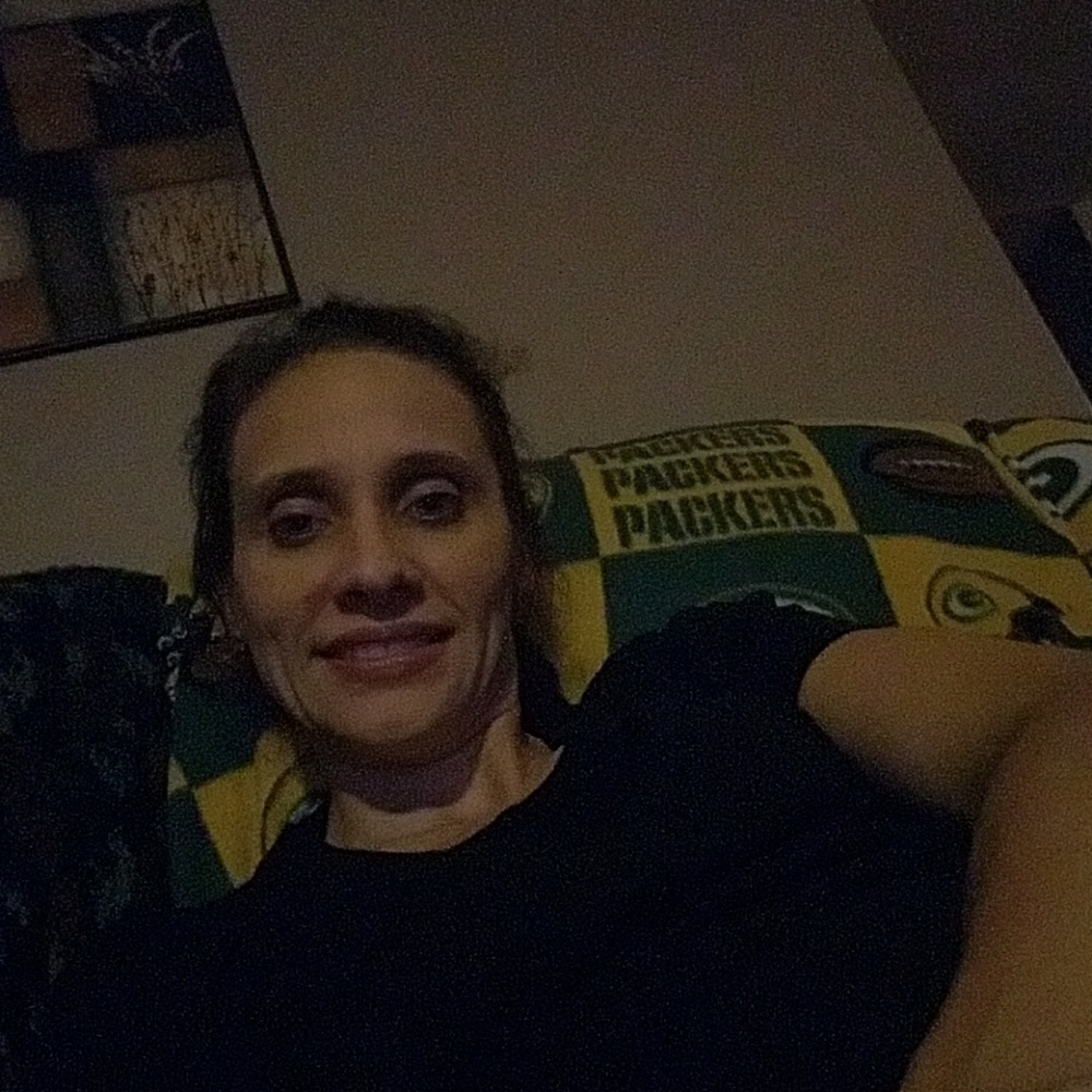 Meet your Posher, Holly