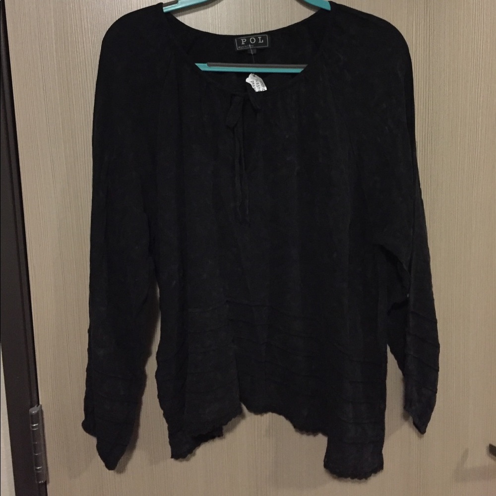 Acid washed black loose shirt
