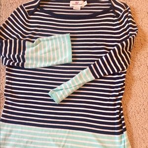 Vineyard Vines long sleeve boat shirt EUC small